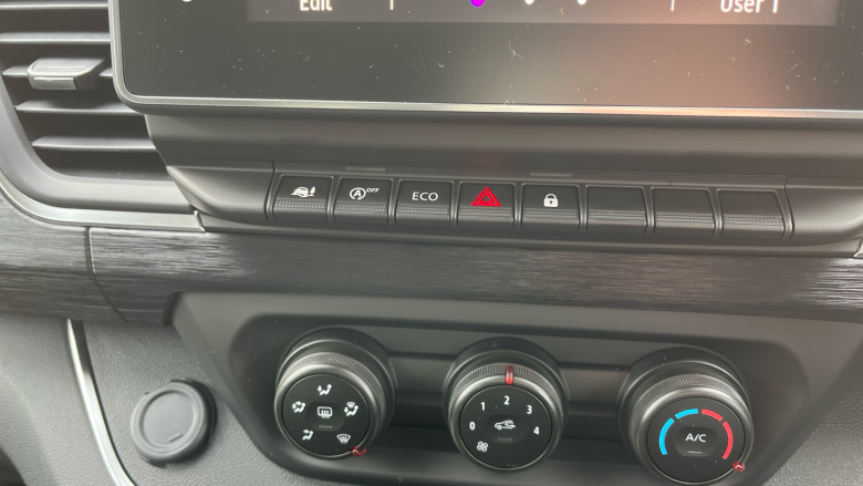 Renault Trafic Swb Diesel SL30 Blue dCi 150 Extra [Safety] Van